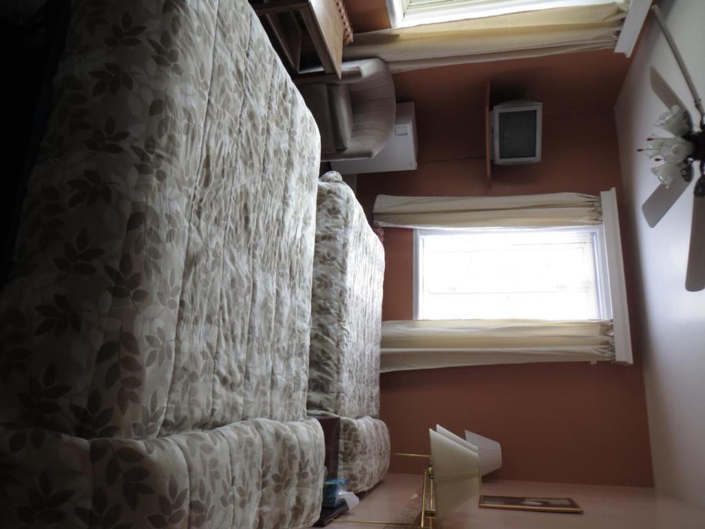 ホテルManoir Charest ケベックシティ 部屋 写真
